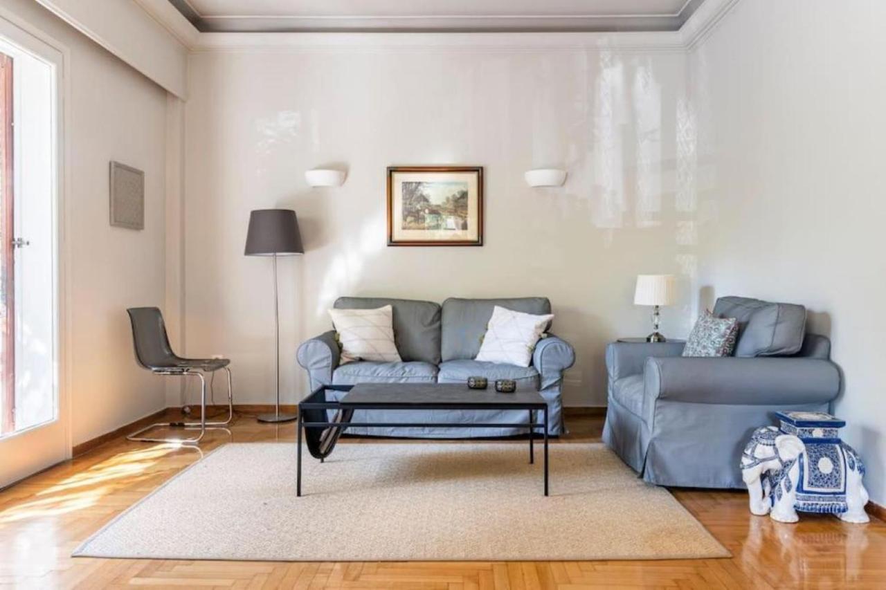 Spacious Renovated Flat In The Athens Riviera 外观 照片