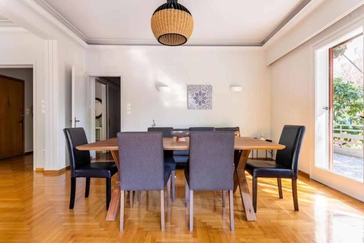 Spacious Renovated Flat In The Athens Riviera 外观 照片
