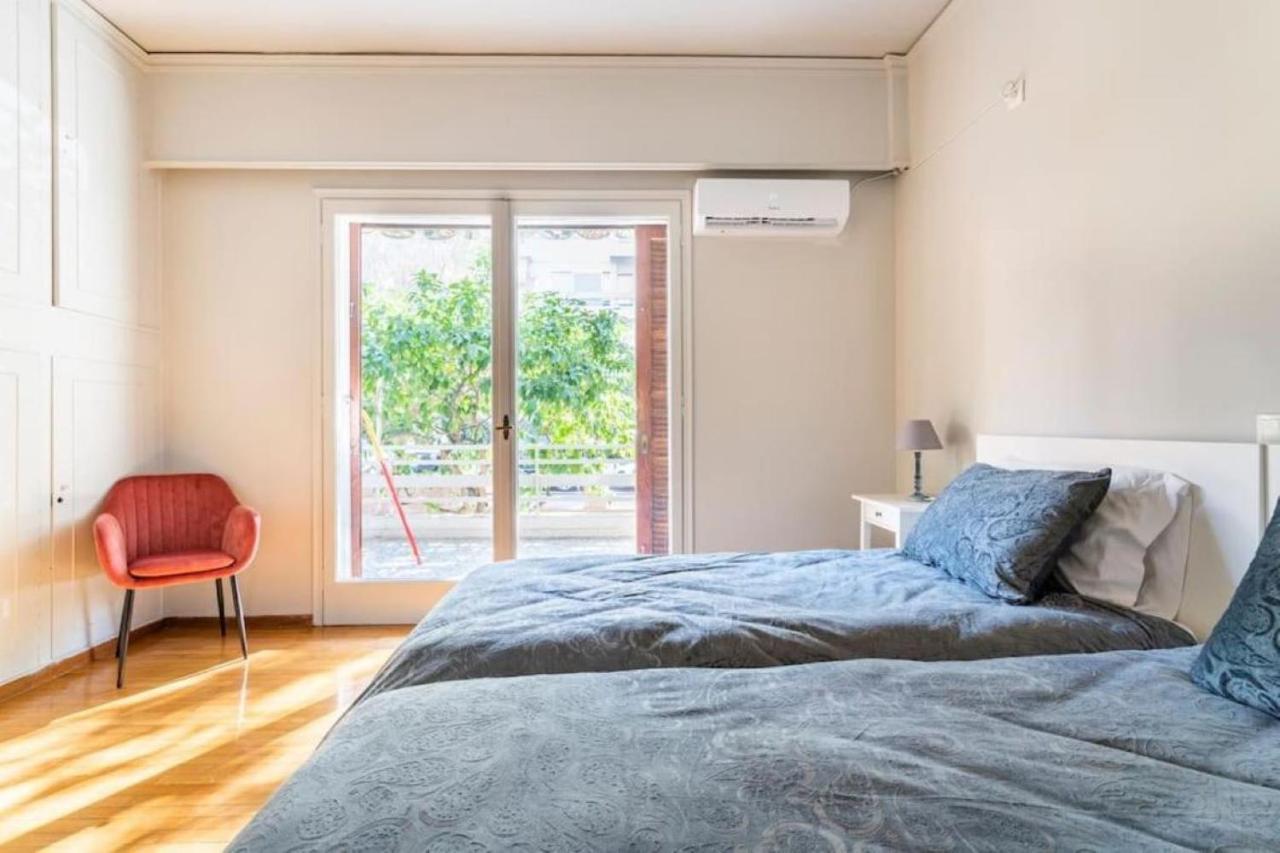 Spacious Renovated Flat In The Athens Riviera 外观 照片