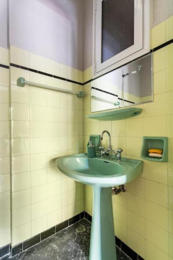 Spacious Renovated Flat In The Athens Riviera 外观 照片