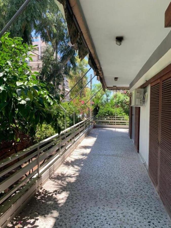 Spacious Renovated Flat In The Athens Riviera 外观 照片