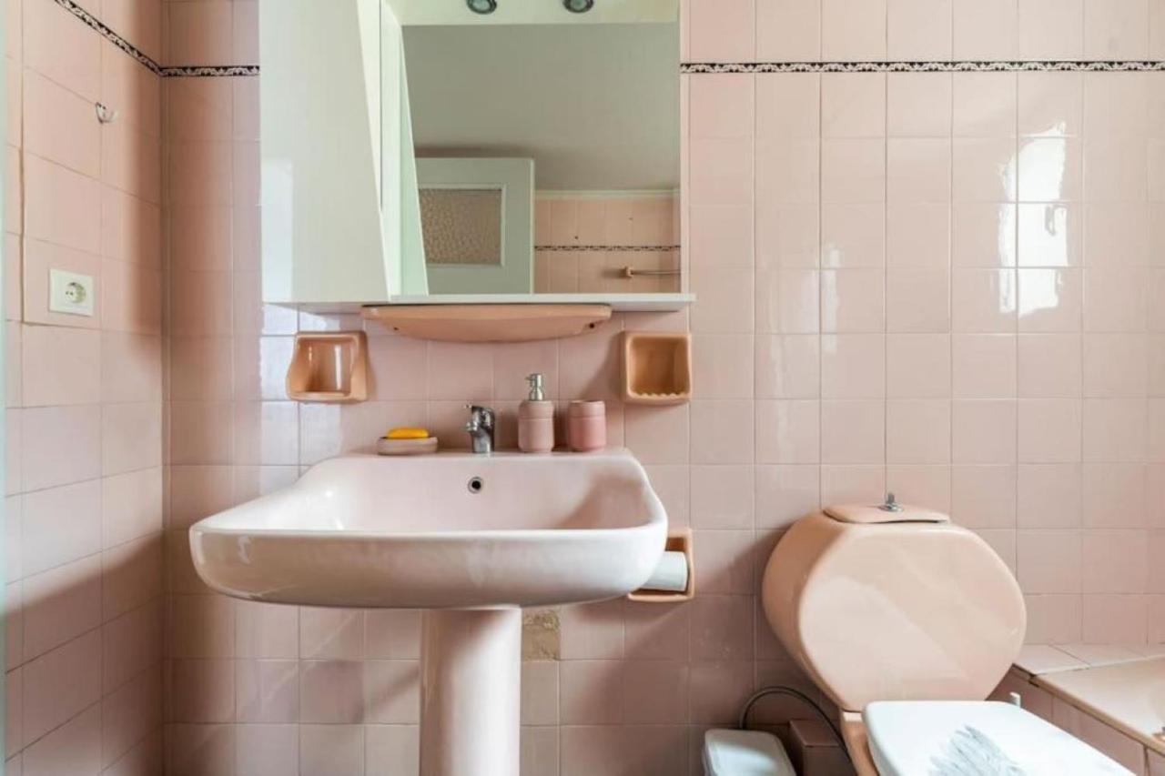 Spacious Renovated Flat In The Athens Riviera 外观 照片
